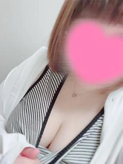 めい【ボリューミー乳でぱふぱふ三昧】