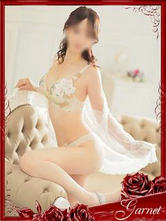 鈴乃梨沙