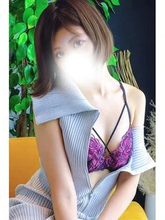 エミリ