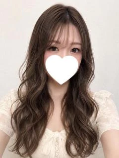 かりな　25歳