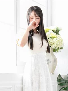 伊織　かりな