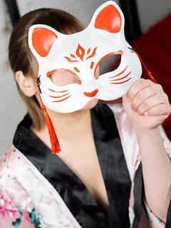 七海 (ななみ)