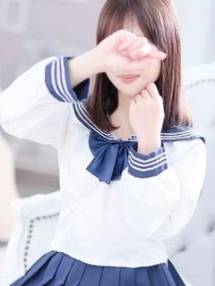なるみ　正統派清楚系美少女