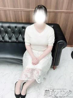 紗由(さゆ)
