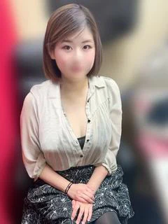 しずく※愛嬌抜群・夢のGカップ