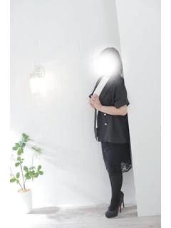 節子　　業界初