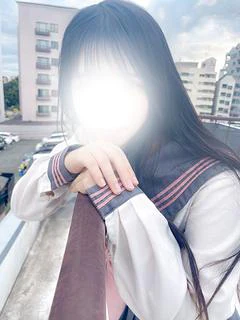 りおん🏫ゆるふわロリかわ娘💝