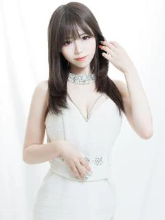 黒宮しゅうな