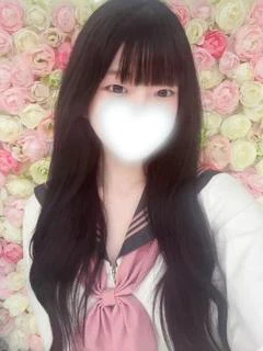 あかり　卒業したての18歳