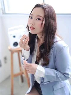 みん