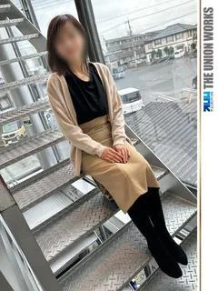 山根もえ
