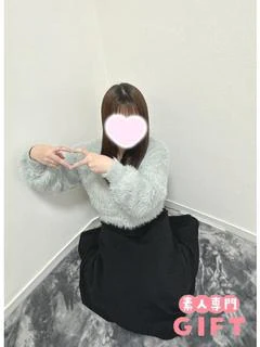 初恋もえ