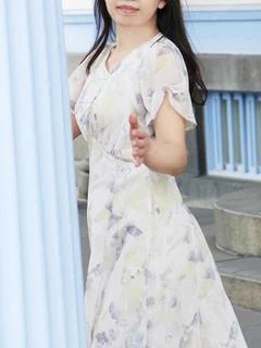 あきな