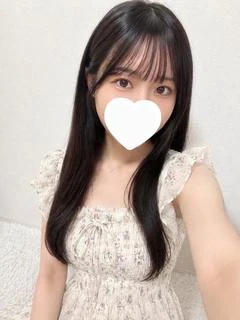 みこ　22歳