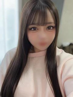 えみり【会った瞬間恋に落ちる】