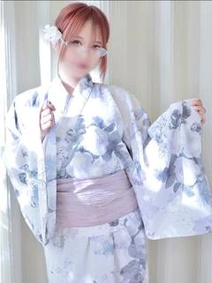 優妃みな