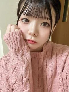 はる【小柄・巨乳】