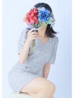 由美