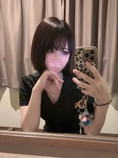 かれん♡美乳Ｆ極上スタイル👠