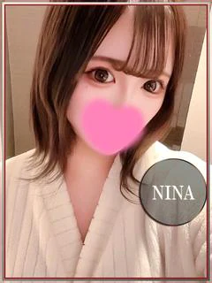にな💖電マで乱れる潮吹き娘