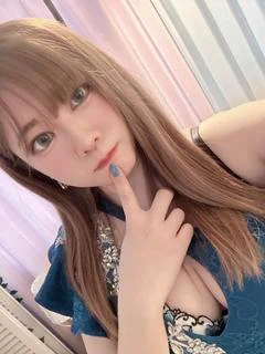 せりな