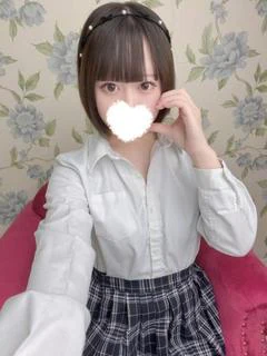 七葵紗ゆな