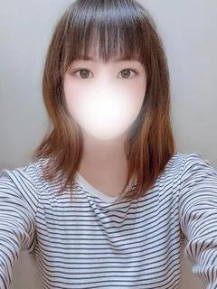 永屋 めい【パイパン若妻の秘密】