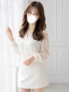 ゆきな（YUKINA)