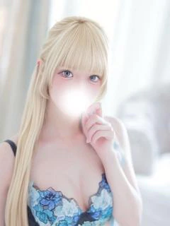 彩虹はるひ