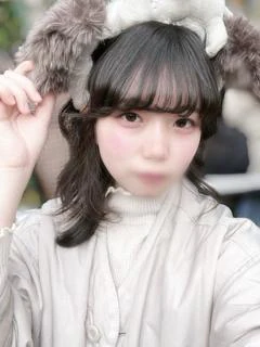 こと【現役看護学生の19歳娘】