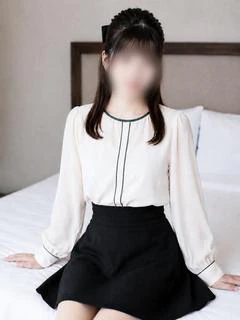 せりな
