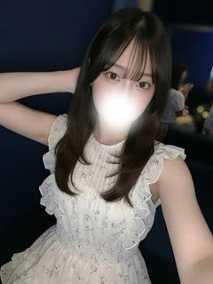 鈴音なほ