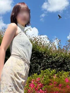 えれな☆オイルマッサージ可