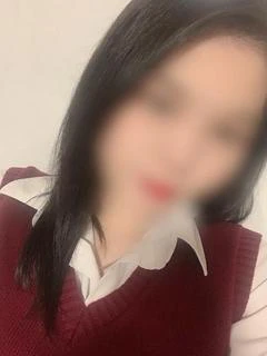 新人姫みりあ