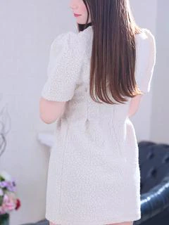 雪川　静奈