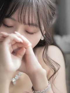 かなで【ロイヤルレディ】