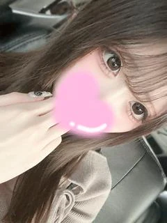 えみり【18歳の本気魅せます】