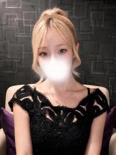 せりな
