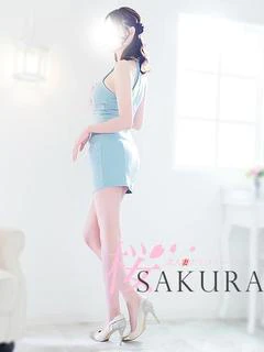 咲花（えみか）モデル級妻！