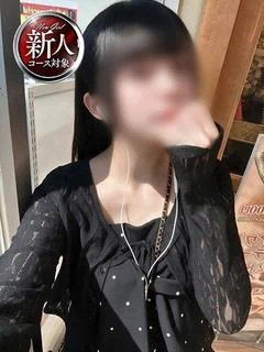 もか（美乳・スレンダー・美尻）