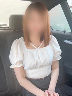 由梨寧-ゆりね-