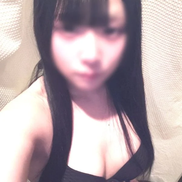 今日は三時から出勤します！お昼は滅多に出勤しないから来てね！