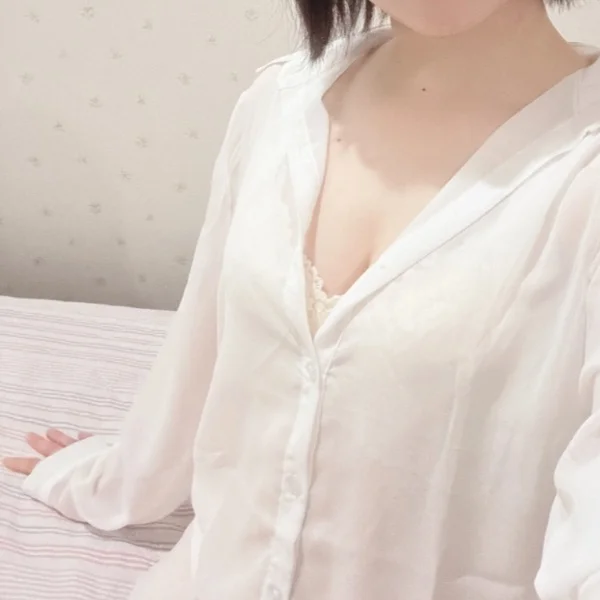 本日22:30まで出勤してます‎‎🤍