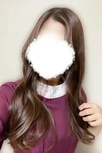 優木 はるな