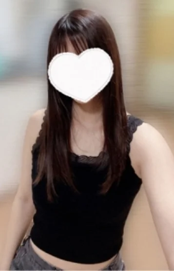 優木 はるな