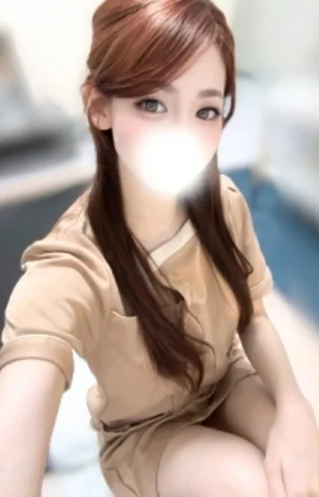 小松  ななこ