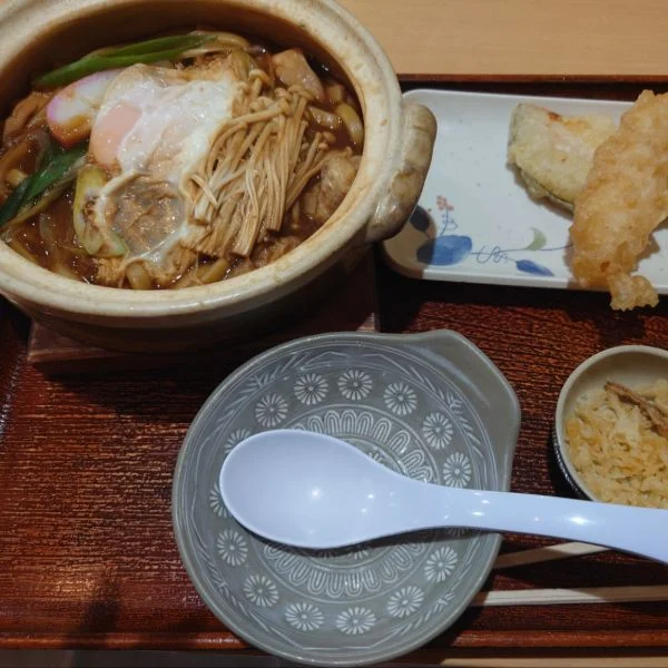 暑いのに熱いものを…