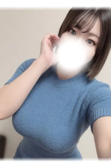 こやませいら