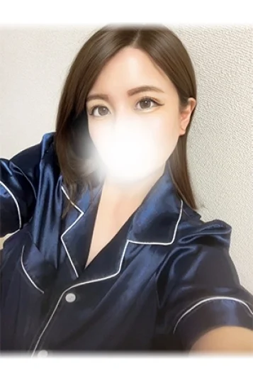 小沢ゆあ