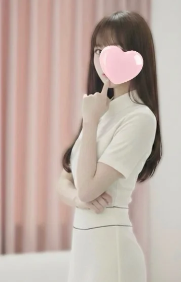 ゆい.